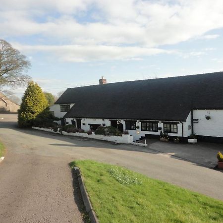The Dog & Partridge Country Inn Ashbourne  Exterior foto