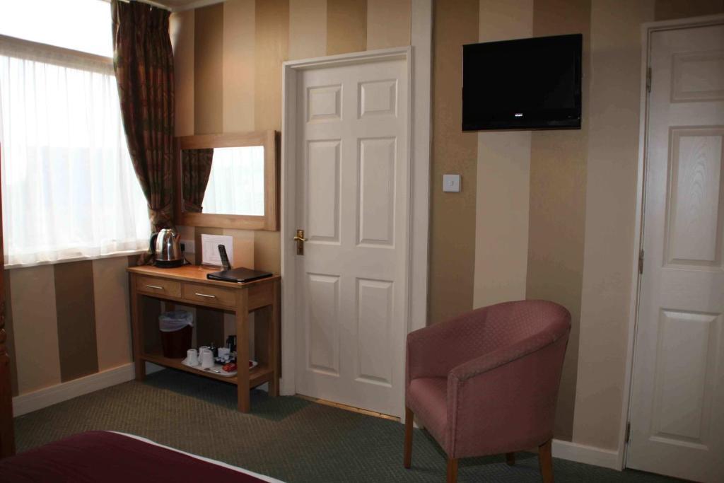 The Dog & Partridge Country Inn Ashbourne  Habitación foto